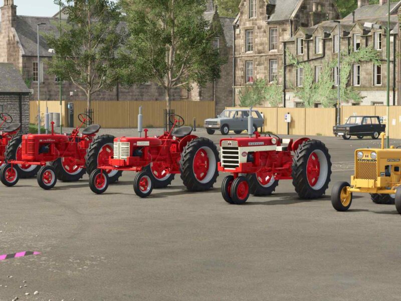 Farmall C family